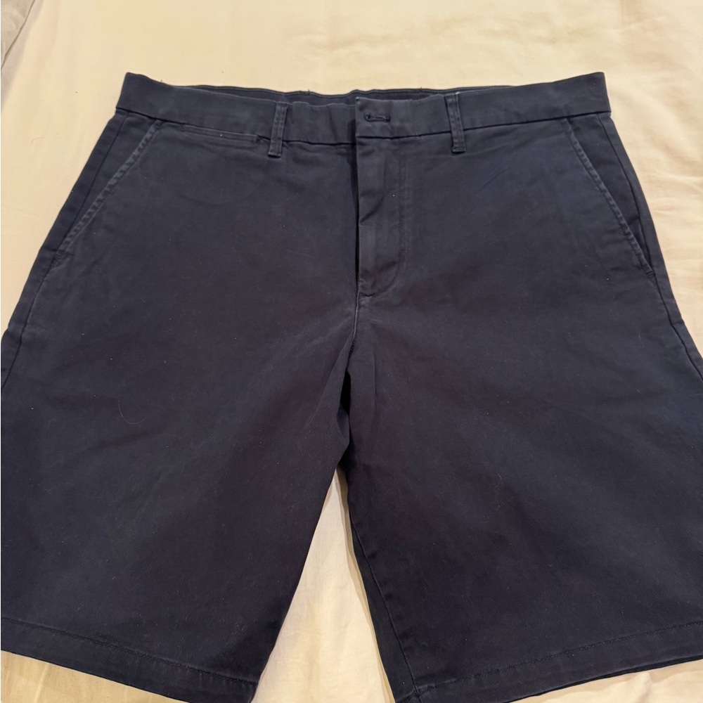Men's Gap Dark Navy Blue 10 inch Vintage Shorts, size 34, like new